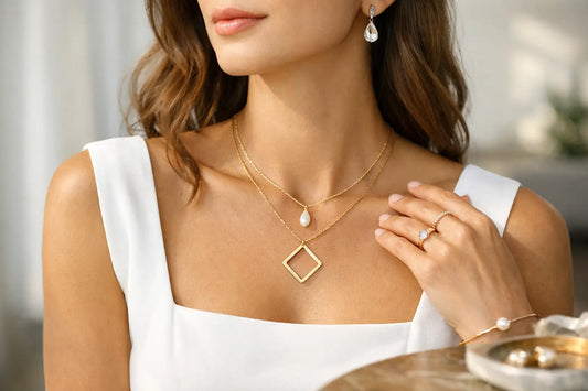 Best Jewelry for Square Necklines: 6 Chic Picks