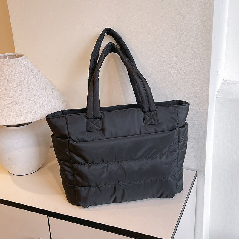Simple tote bag for ladies with large capacity