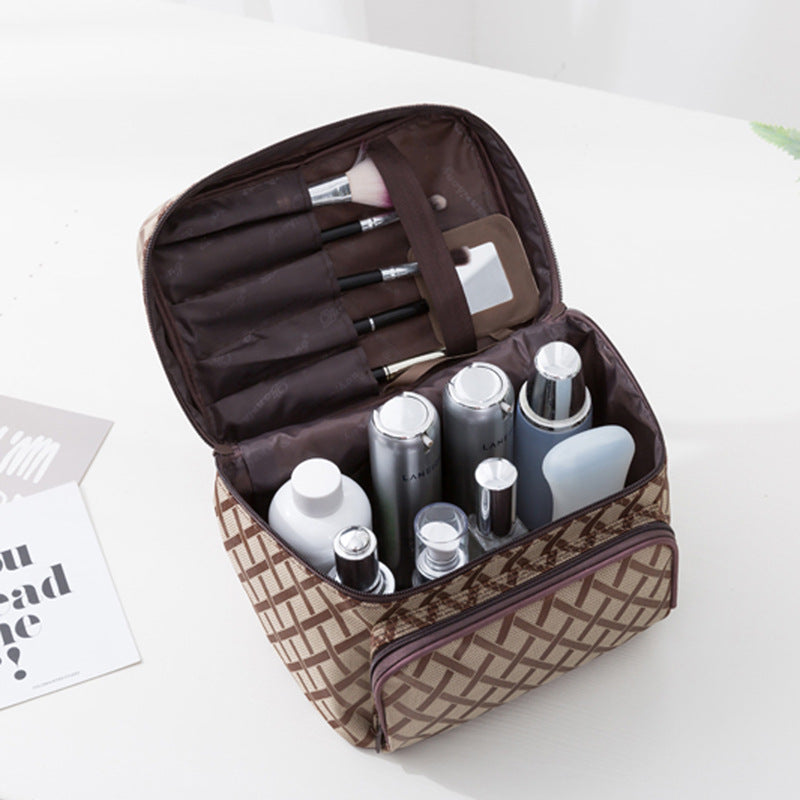 Ladies' makeup case with zipper portable toiletry bag