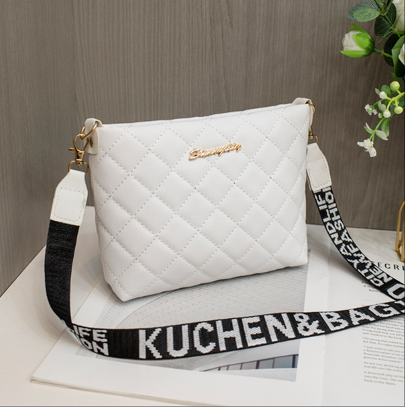 Diamond Plaid Bucket Bag