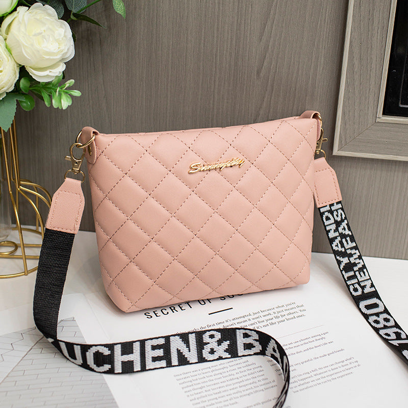 Diamond Plaid Bucket Bag